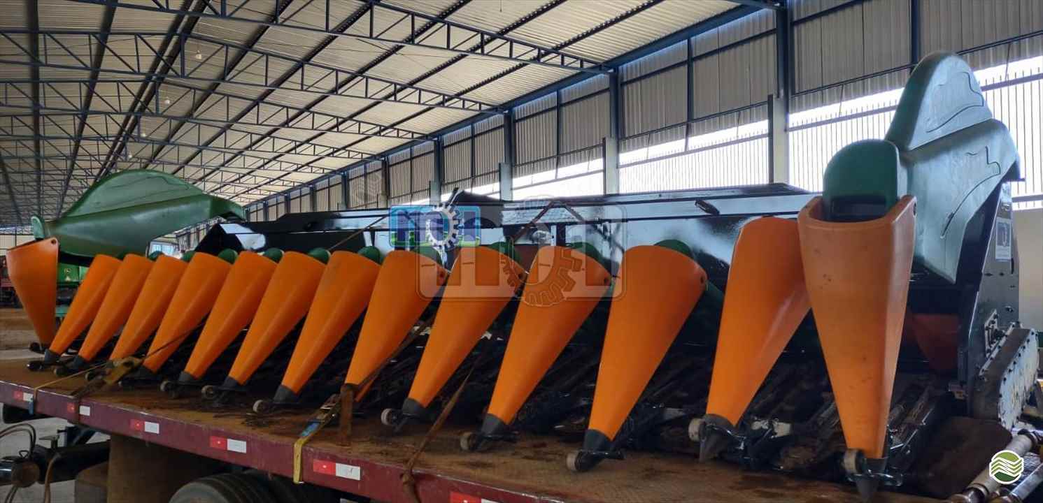 PLATAFORMA COLHEITADEIRA STARA BRAVA 9980 Moi Maquinas e Implementos Agricolas PORTO NACIONAL TOCANTINS TO